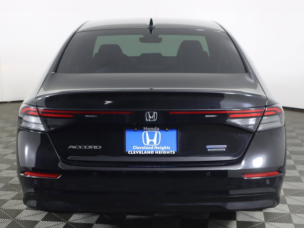 Used 2023 Honda Accord Touring image 14