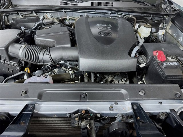 Certified 2021 Toyota Tacoma SR5 image 31