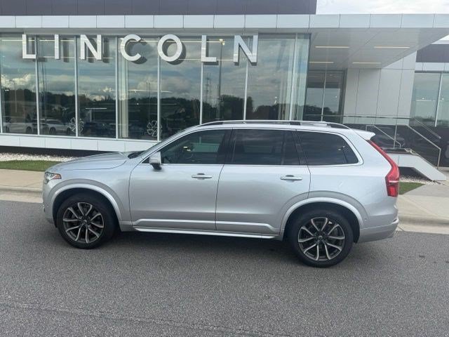 Used 2017 Volvo XC90 T6 Momentum w/ Vision Package AWD/4WD image 9