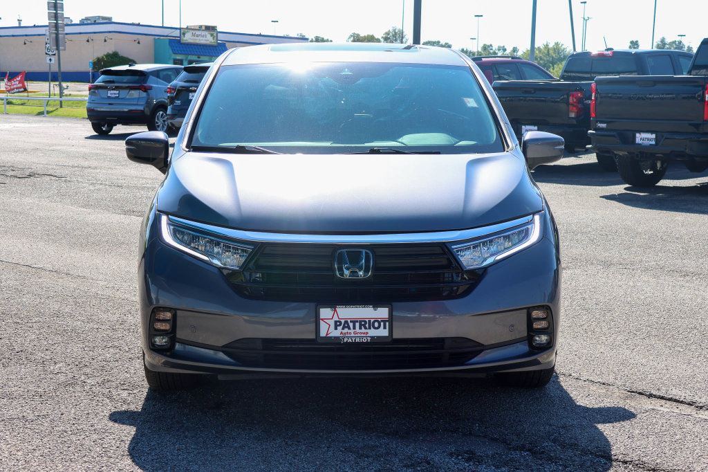 Used 2024 Honda Odyssey Elite image 2