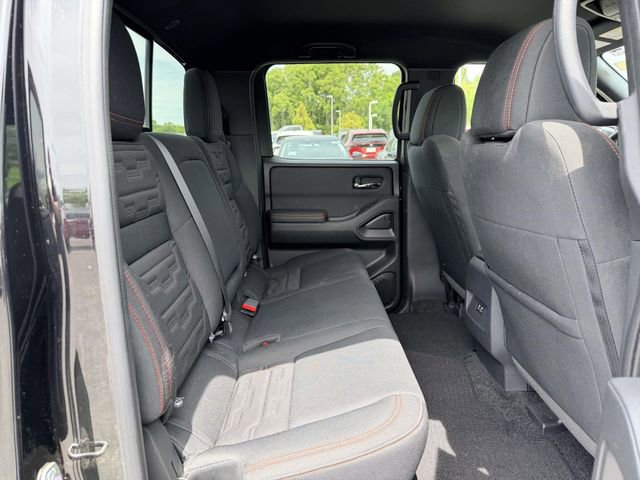 Used 2023 Nissan Frontier PRO-4X w/ Technology Package AWD/4WD image 11