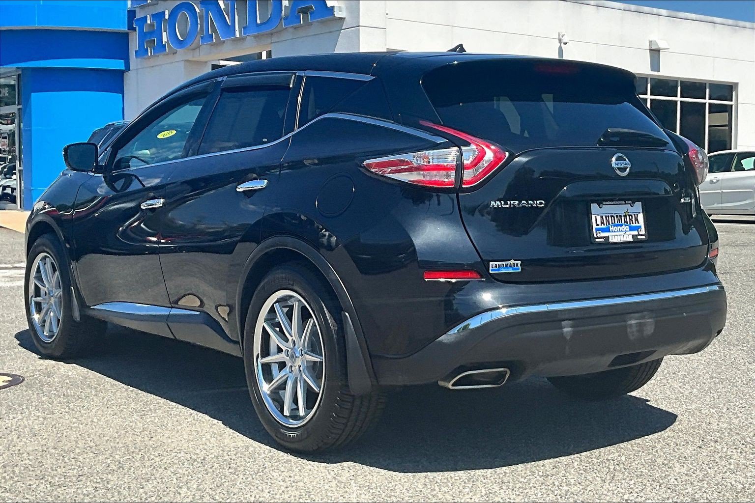 Used 2015 Nissan Murano S AWD/4WD image 12