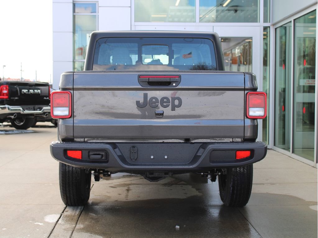 New 2026 Jeep Gladiator Sport image 7