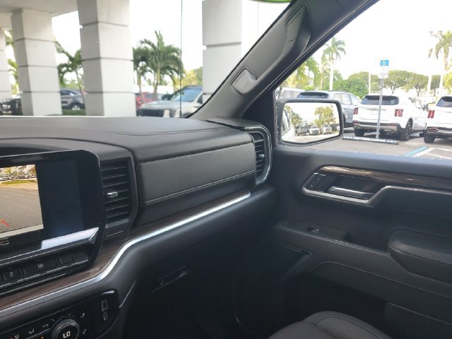 Used 2026 Chevrolet Silverado 1500 RST AWD/4WD image 30