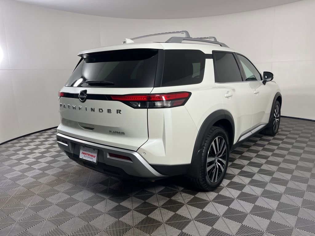 Used 2024 Nissan Pathfinder Platinum w/ Cargo Package image 16