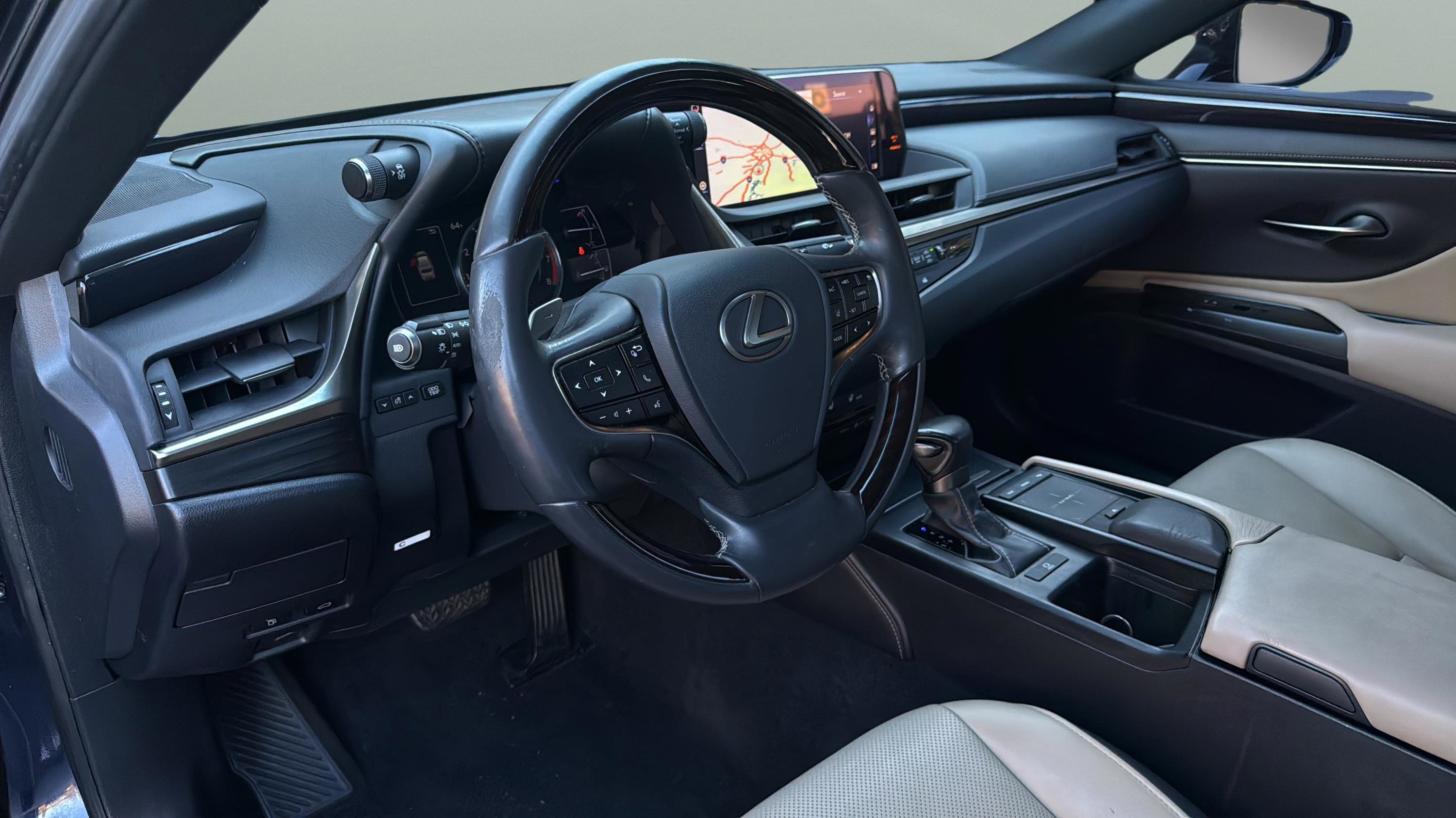 Used 2019 Lexus ES 350 image 23