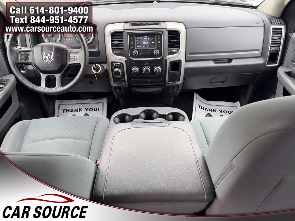 Used 2017 RAM 1500 Classic SLT AWD/4WD image 9