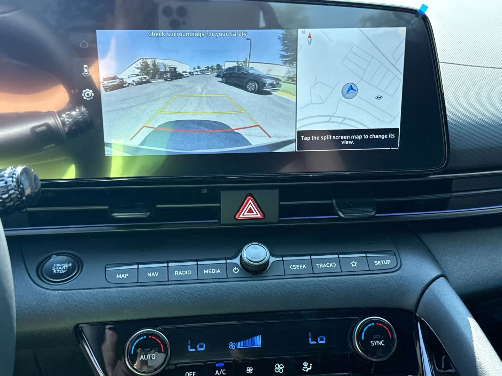 New 2025 Hyundai Elantra SEL image 18