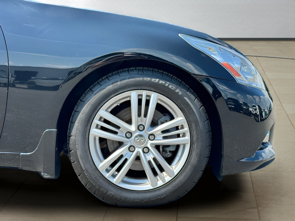 Used 2010 INFINITI G37 Journey w/ Premium Pkg RWD image 38