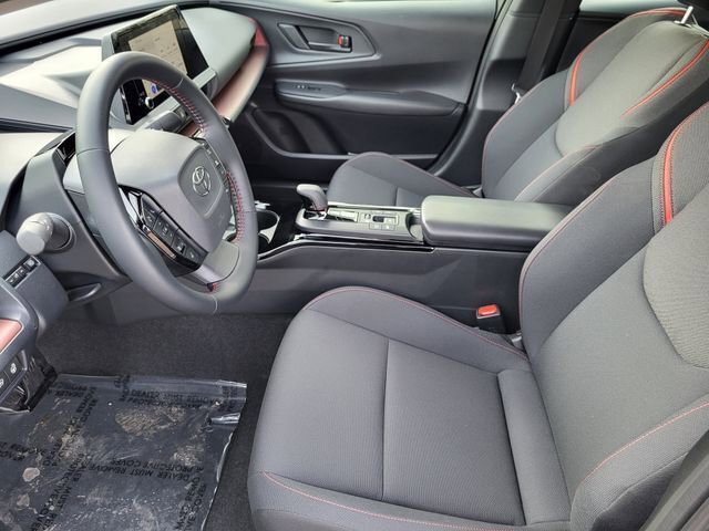 Used 2026 Toyota Prius Plug-In Hybrid image 17