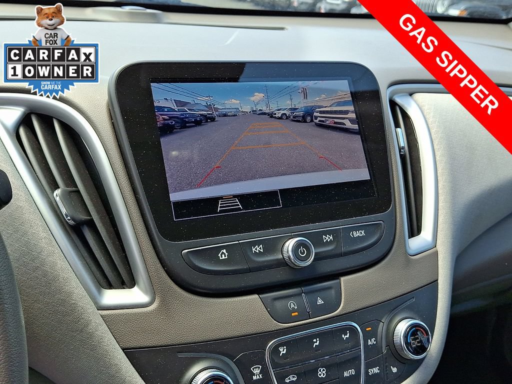 Used 2024 Chevrolet Malibu LT FWD image 17