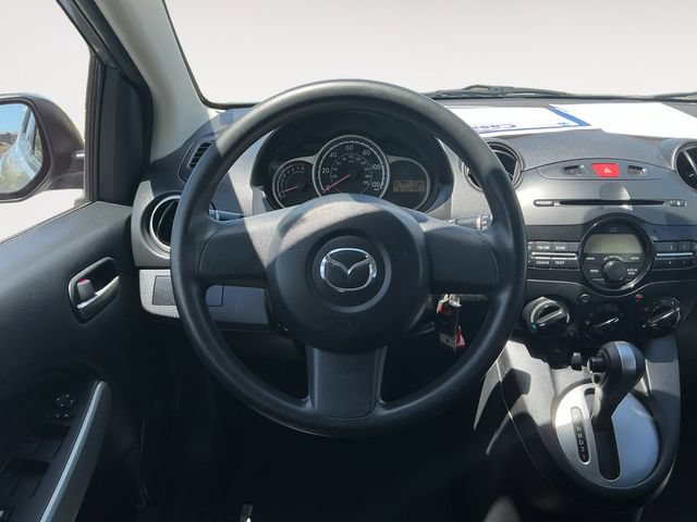 Used 2011 MAZDA MAZDA2 Sport FWD image 9