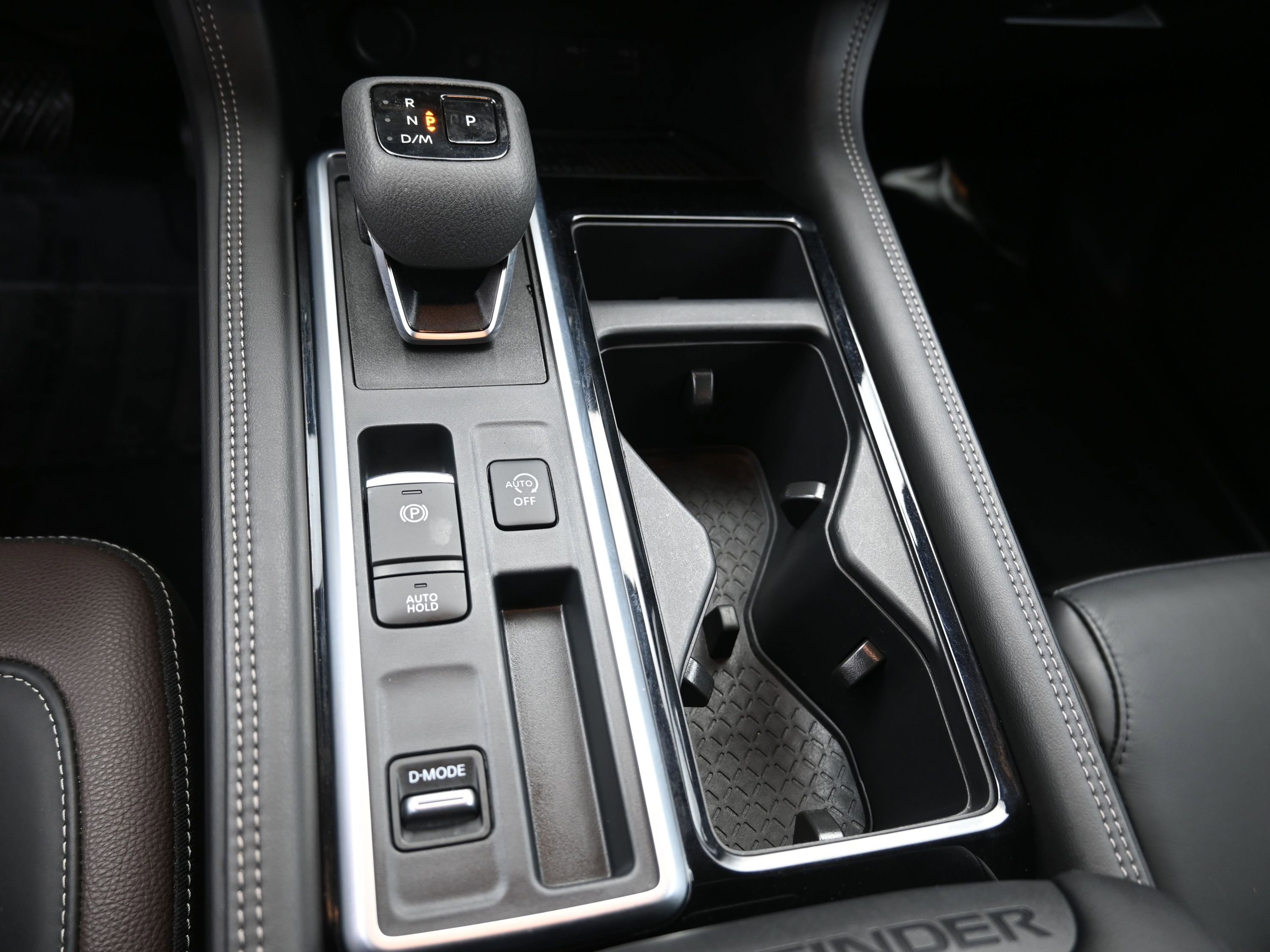 Certified 2024 Nissan Pathfinder Platinum w/ Cargo Package image 19