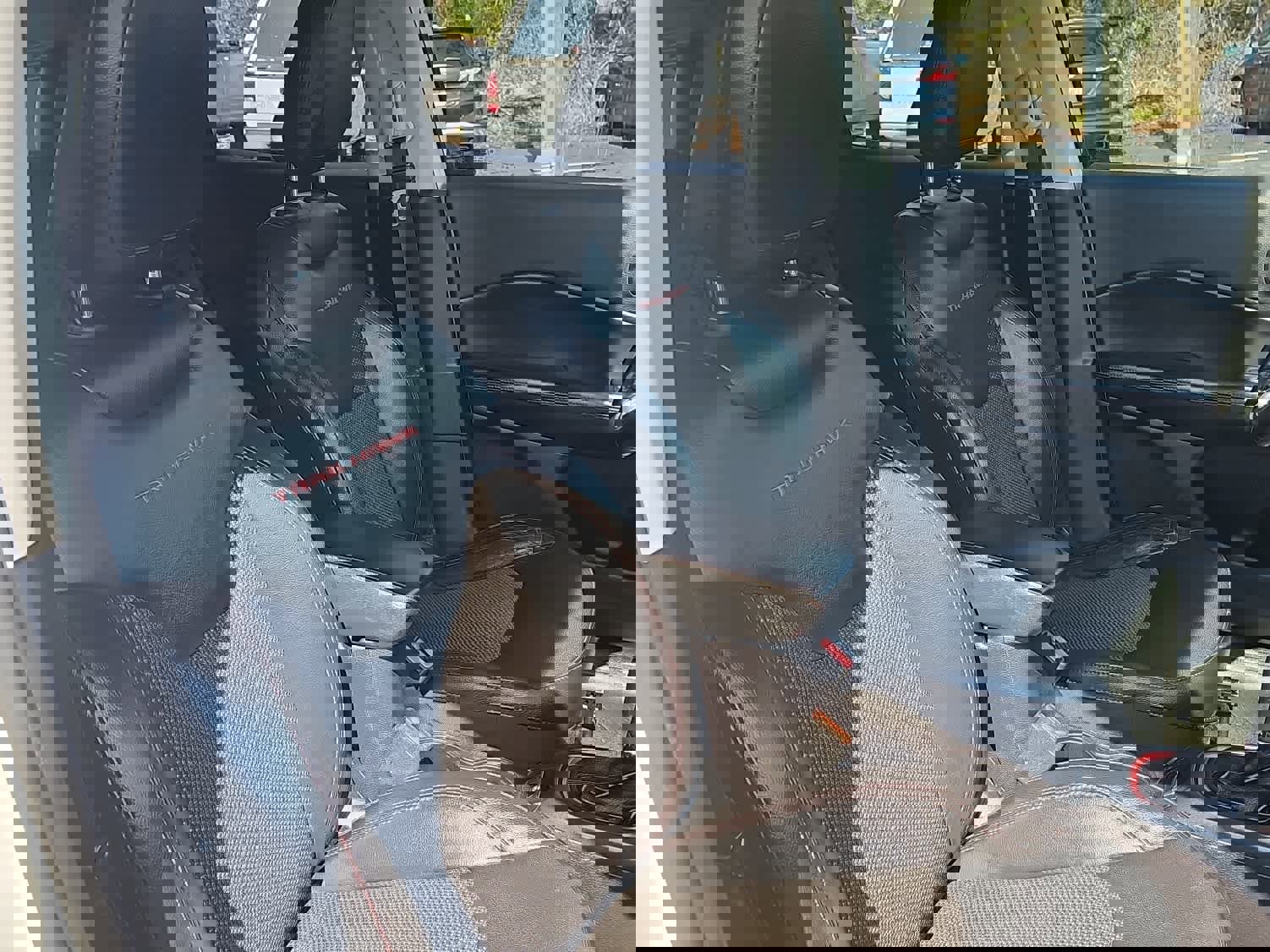 Used 2019 Jeep Compass Trailhawk image 24