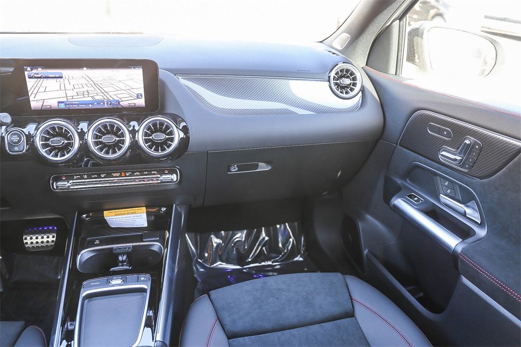 Used 2024 Mercedes-Benz GLA 35 AMG 4MATIC image 18