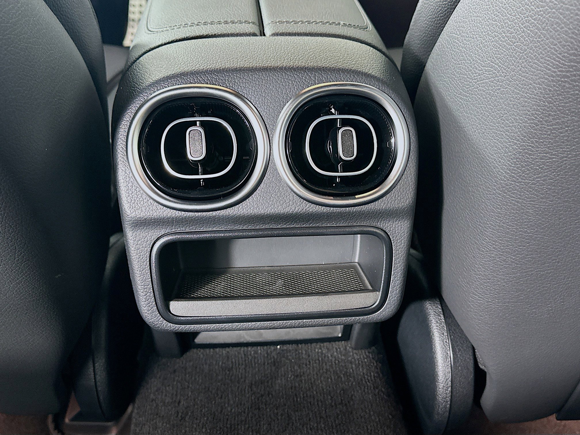 Certified 2025 Mercedes-Benz C 300 4MATIC Sedan image 32