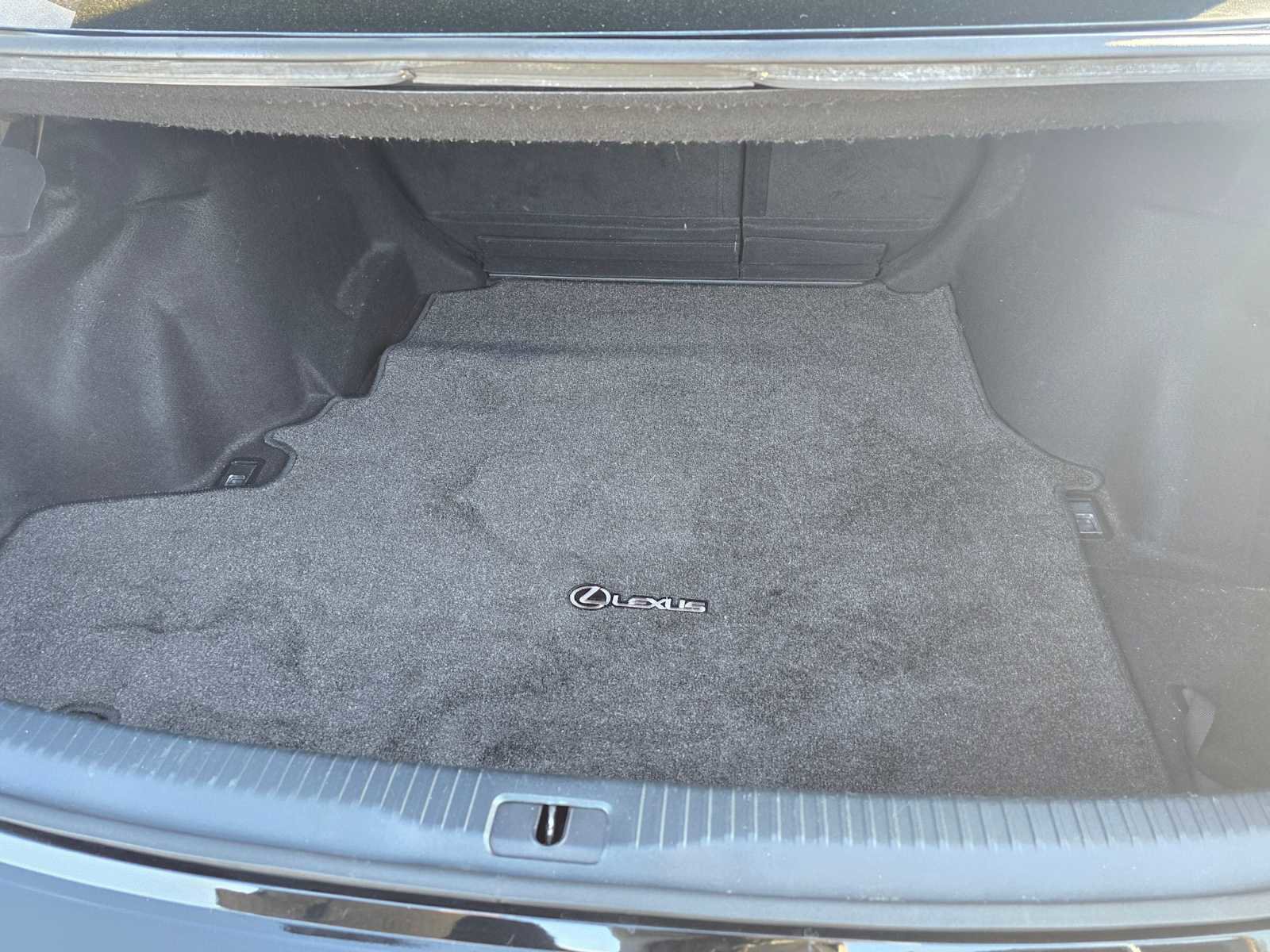 Used 2015 Lexus IS 250 AWD image 17