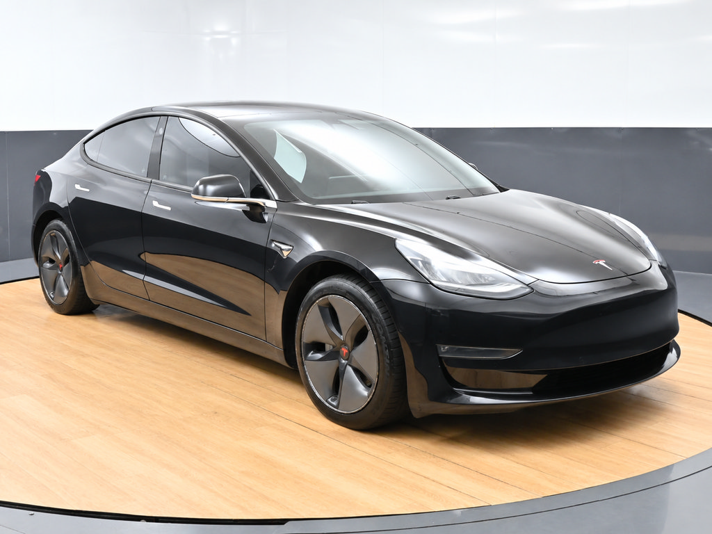 Used 2018 Tesla Model 3 Long Range RWD image 4