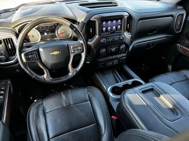 Used 2020 Chevrolet Silverado 1500 High Country w/ Technology Package image 9