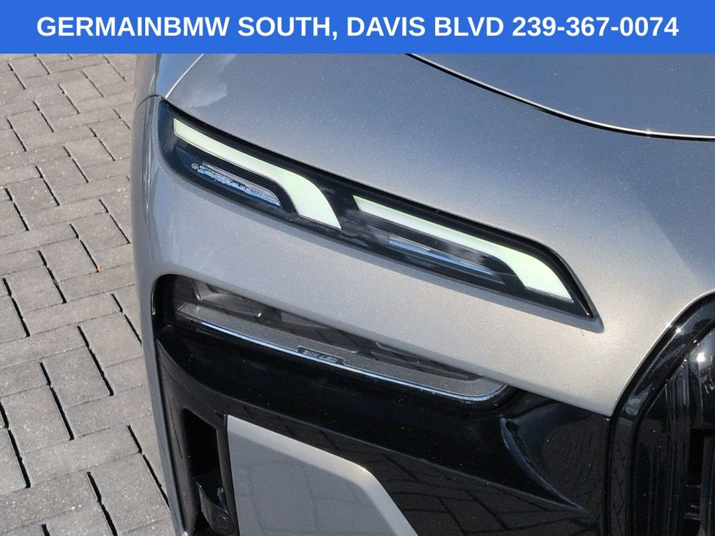 Used 2023 BMW 740i RWD image 11