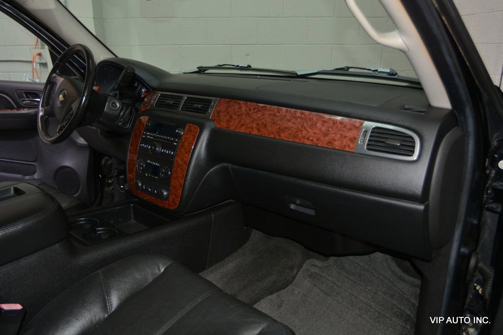 Used 2007 Chevrolet Avalanche LT w/ LT Preferred Equipment Group image 7