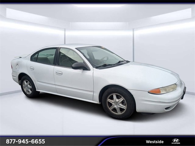 Used 2004 Oldsmobile Alero GL image 1