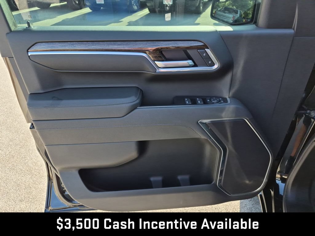 New 2026 GMC Sierra 1500 SLE w/ Preferred Package RWD image 21