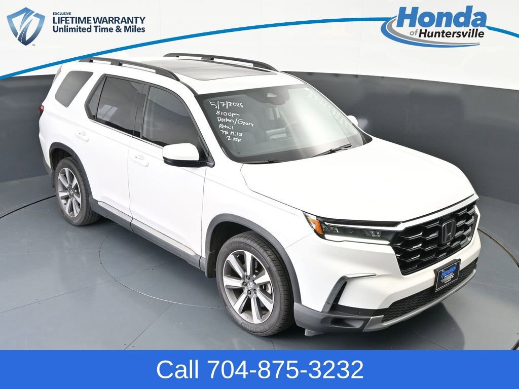 Used 2023 Honda Pilot Touring image 22