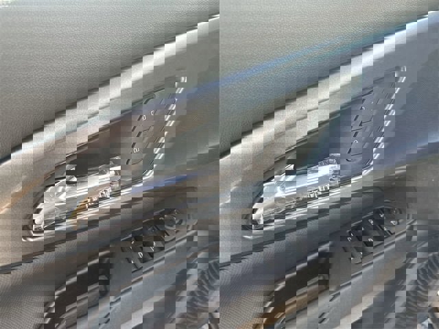 New 2026 Chevrolet Equinox EV LT image 15