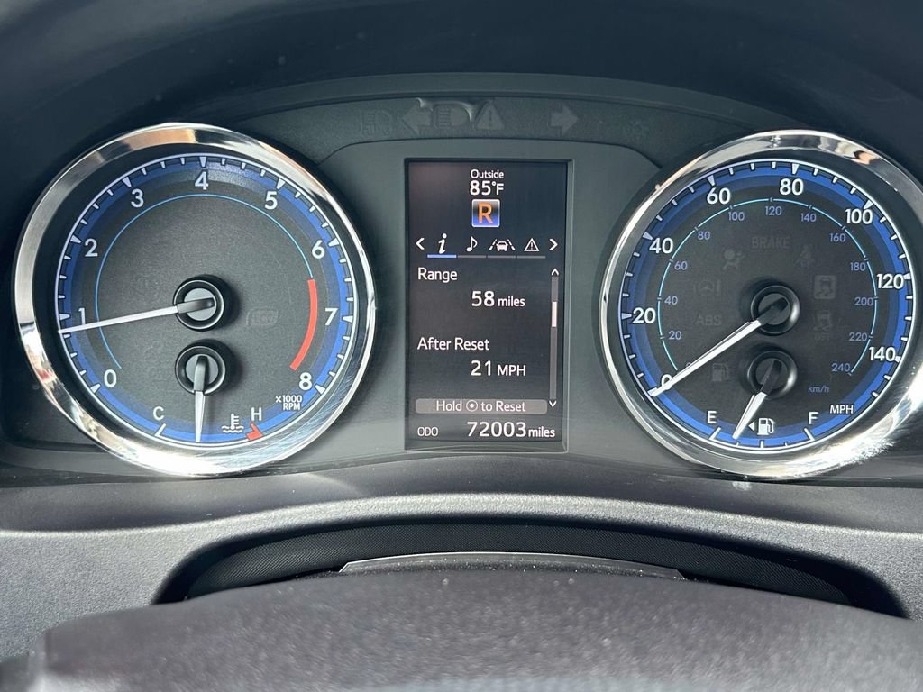 Used 2018 Toyota Corolla XLE FWD image 26