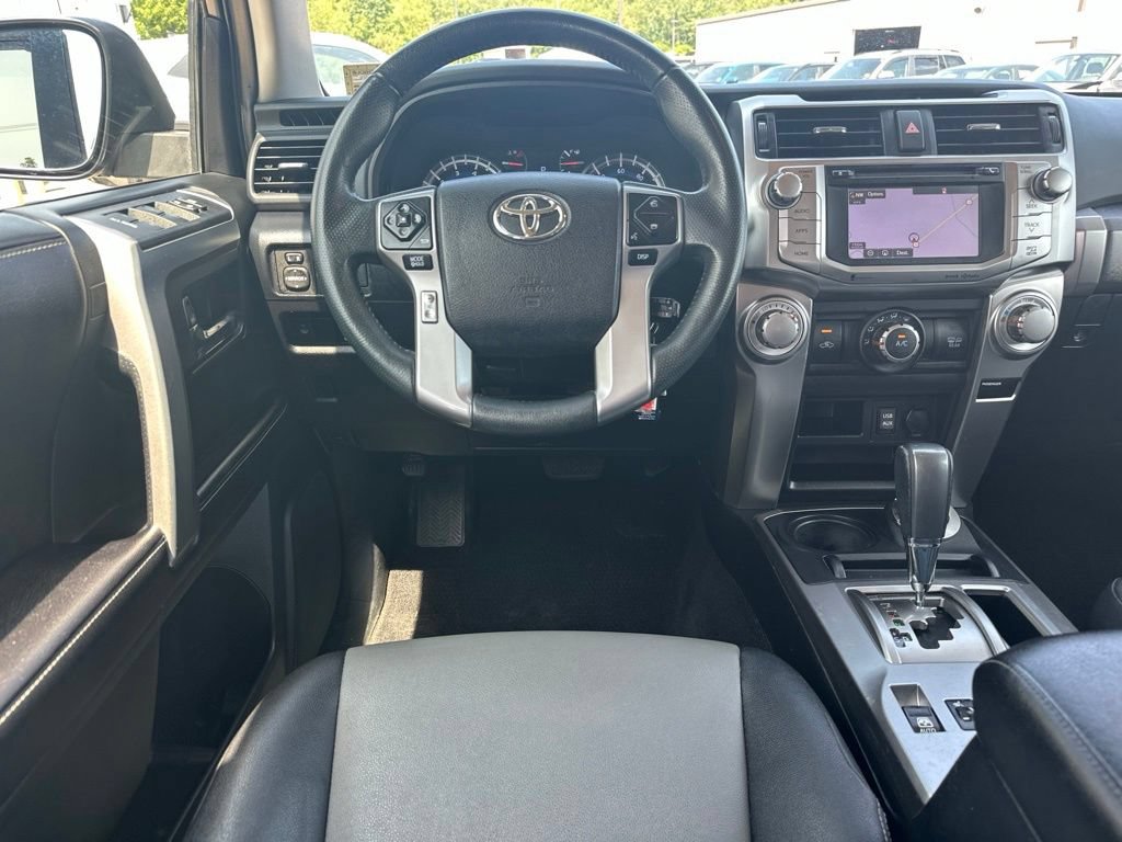 Used 2016 Toyota 4Runner SR5 Premium AWD/4WD image 15