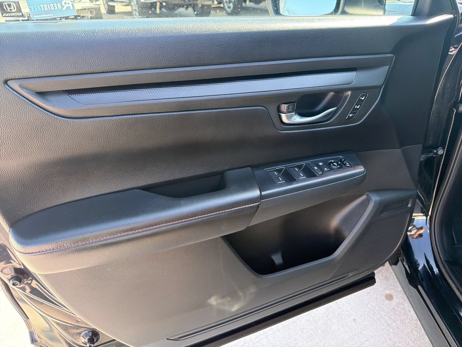 Used 2025 Honda CR-V Sport-L image 17