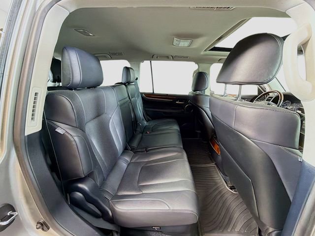 Used 2018 Lexus LX 570 4WD w/ Luxury Package image 27