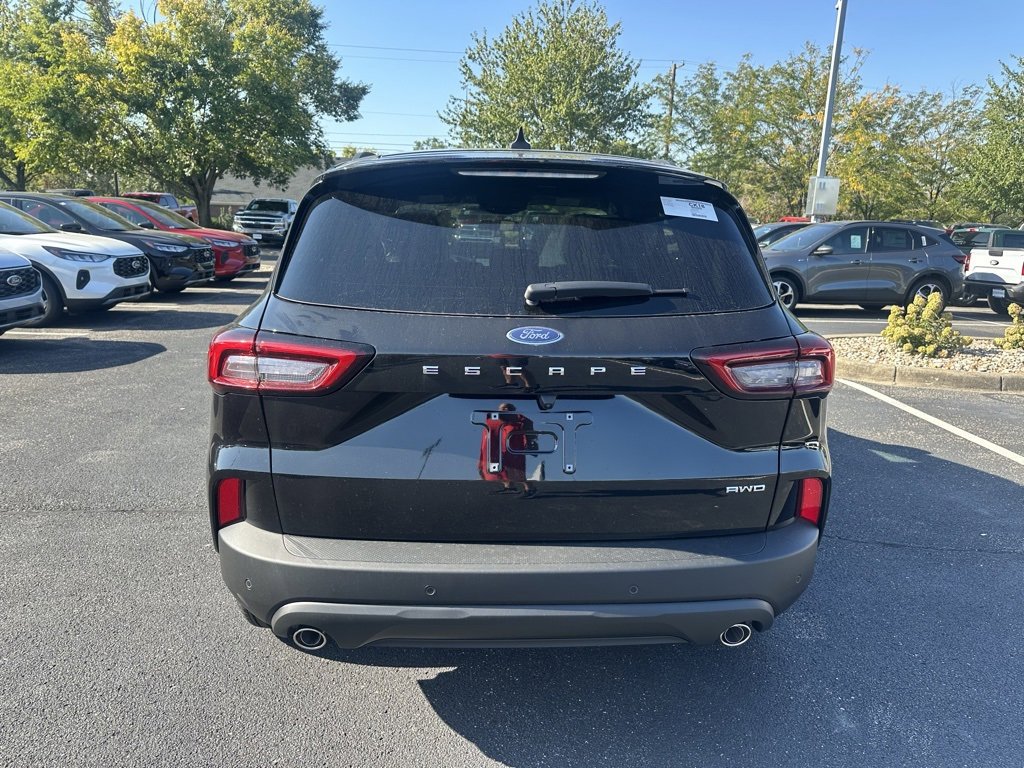 New 2026 Ford Escape ST-Line image 5