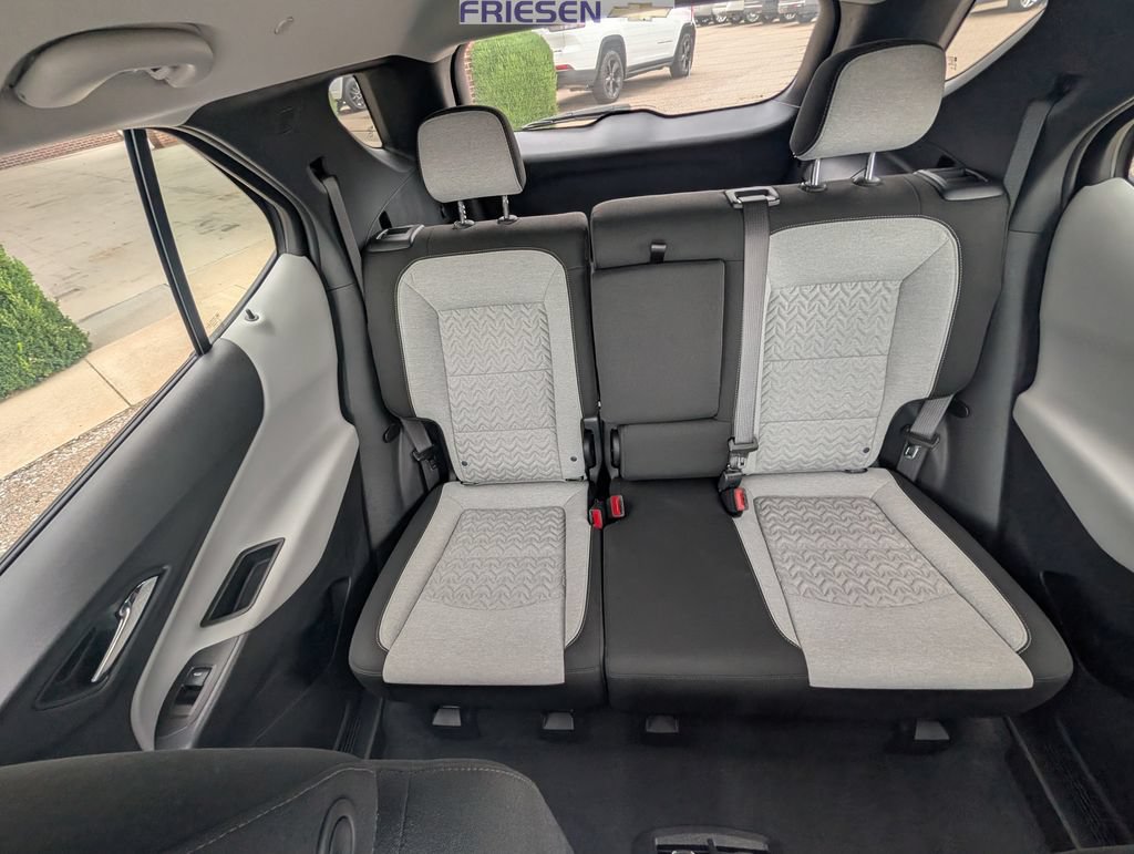 Used 2024 Chevrolet Equinox LS w/ LS Convenience Package AWD/4WD image 15