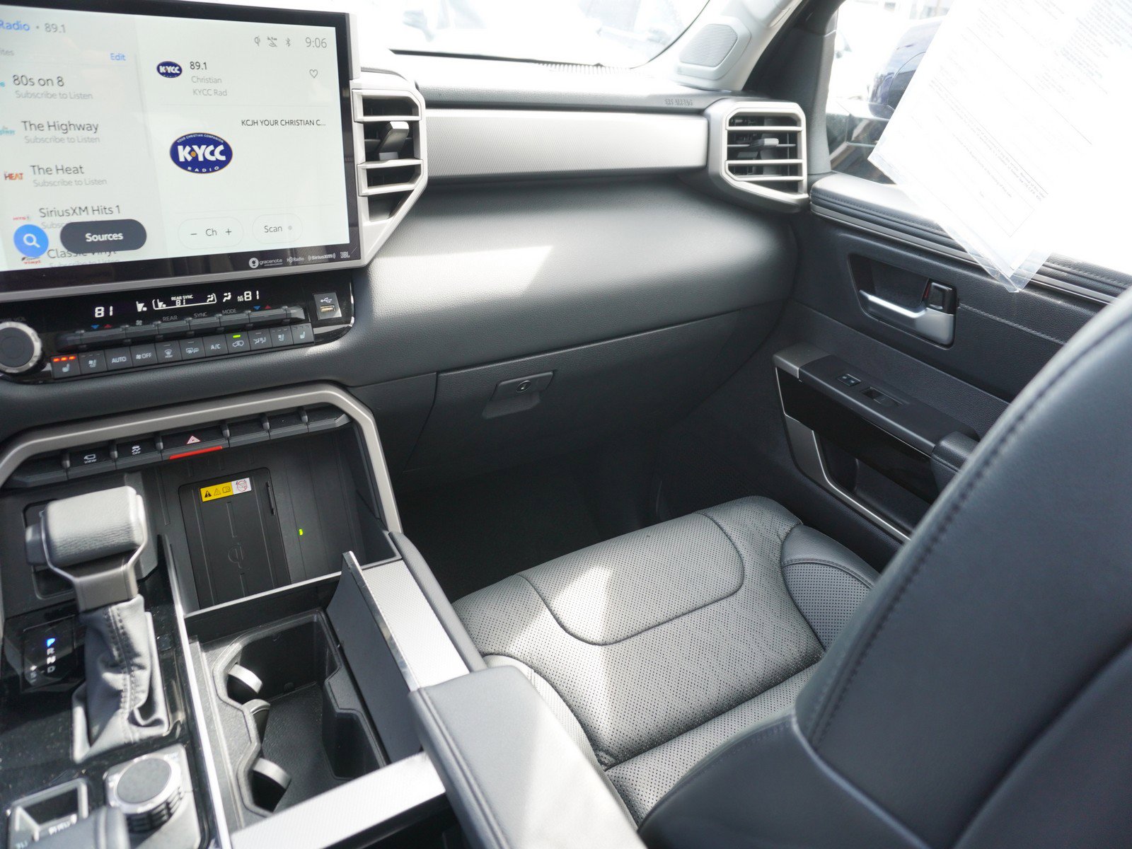 Used 2024 Toyota Sequoia Limited image 20