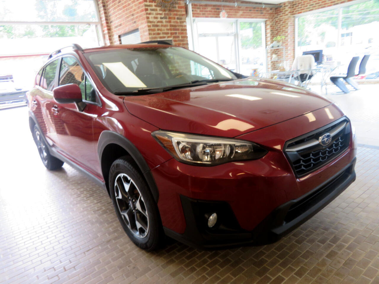 Used 2019 Subaru Crosstrek 2.0i Premium AWD/4WD image 3