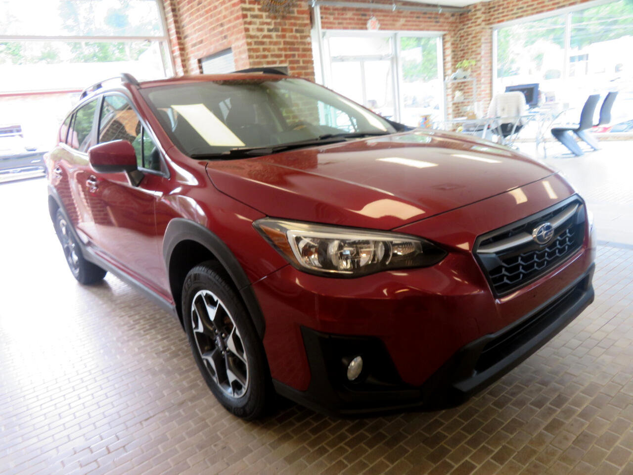 Used 2019 Subaru Crosstrek 2.0i Premium image 3