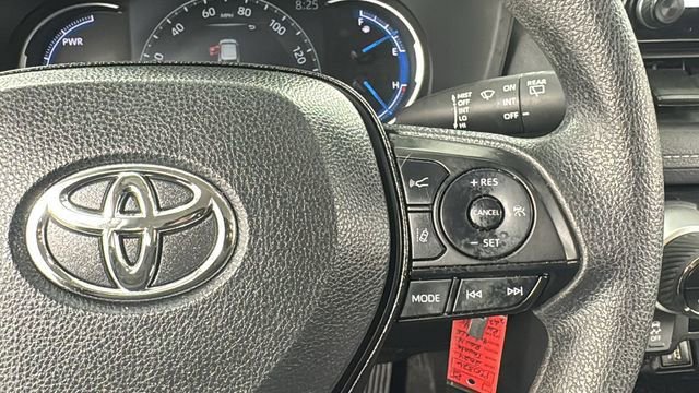 Used 2024 Toyota RAV4 LE image 22