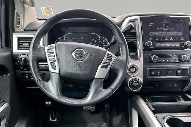 Used 2021 Nissan Titan SV w/ SV Convenience Package image 8