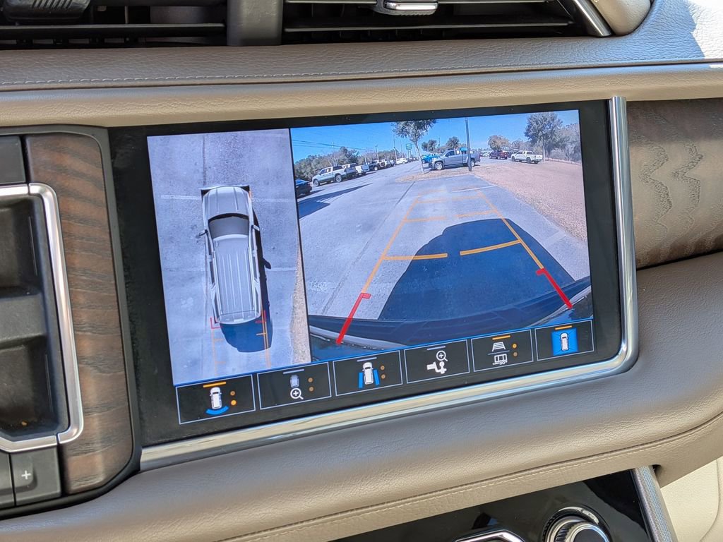 Used 2021 GMC Yukon Denali image 21