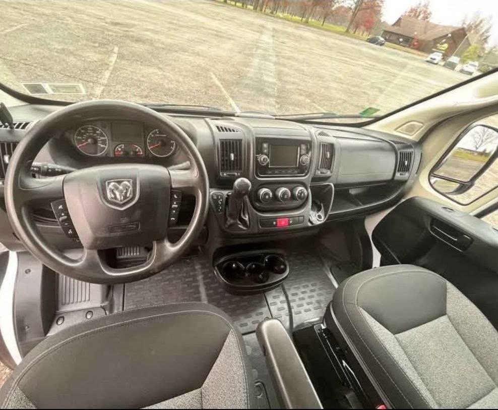 Used 2021 RAM ProMaster 2500 image 11