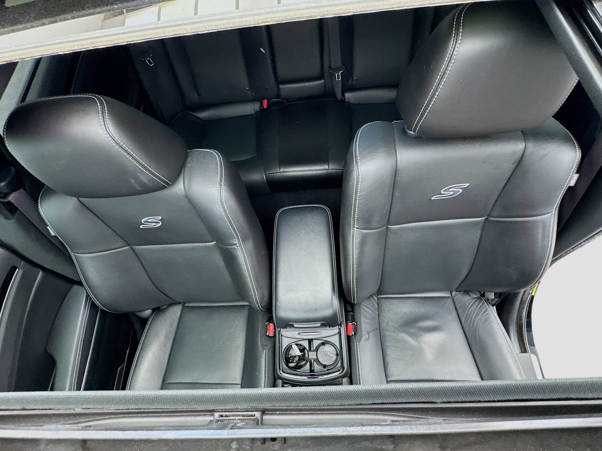 Used 2023 Chrysler 300 S w/ Comfort Group RWD image 11