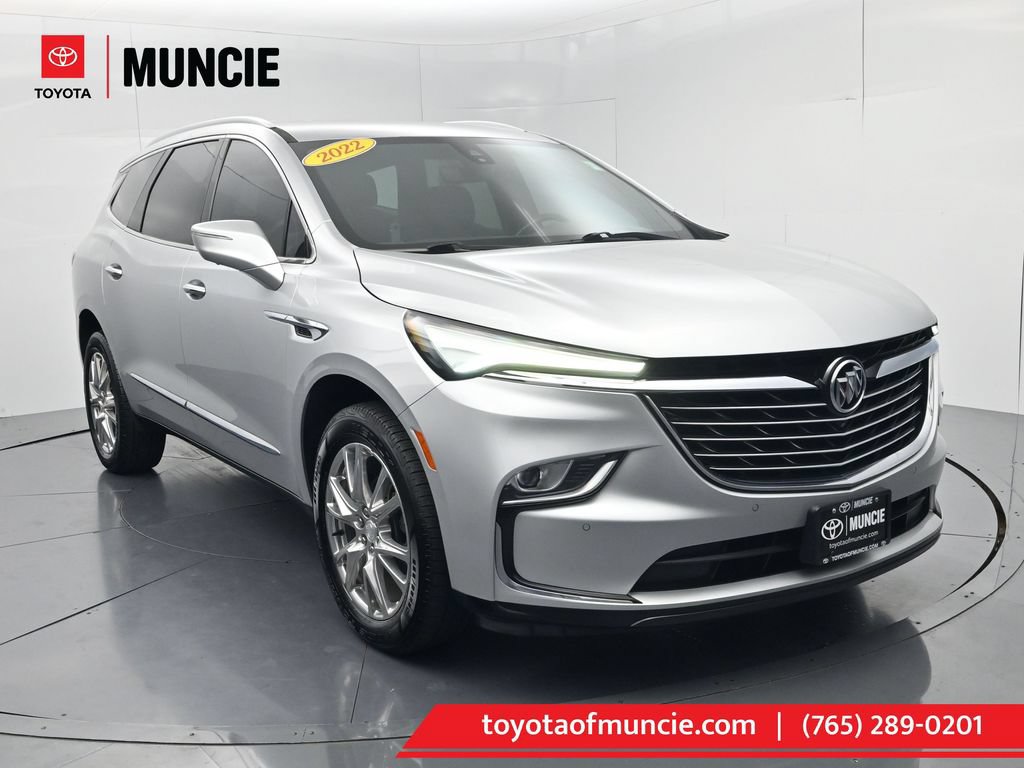 Used 2022 Buick Enclave Premium FWD image 1
