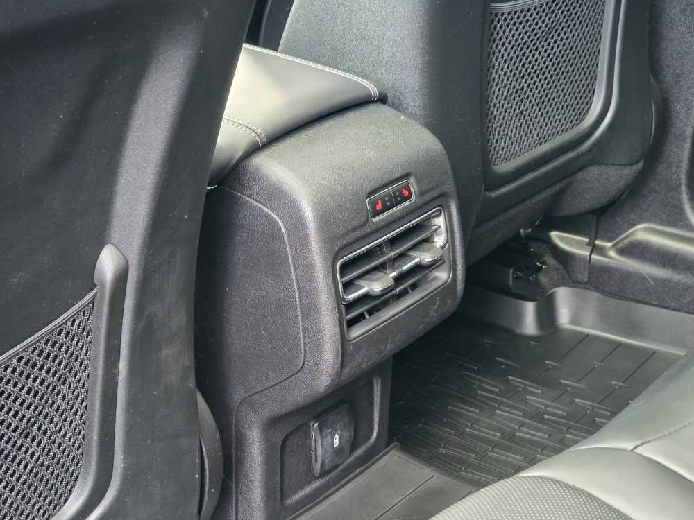 Used 2022 Lincoln Corsair Reserve w/ Equipment Group 201A image 29