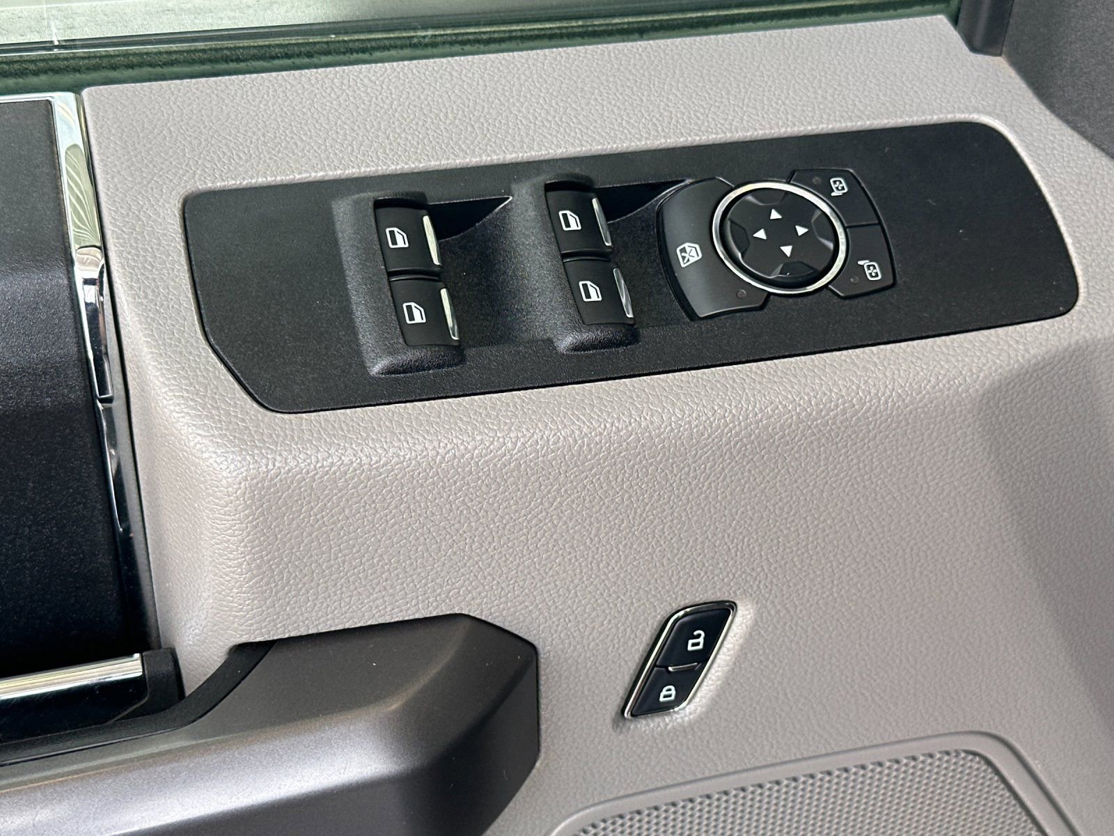 Used 2018 Ford F250 XLT image 13