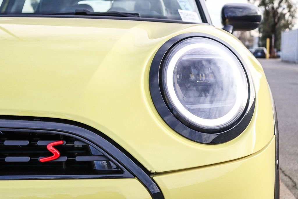 Used 2025 MINI Cooper S image 8