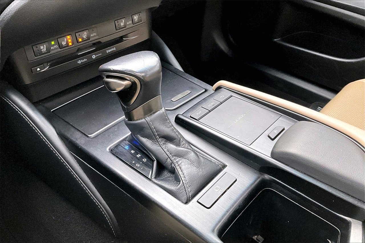 Used 2019 Lexus ES 350 w/ Premium Package image 32