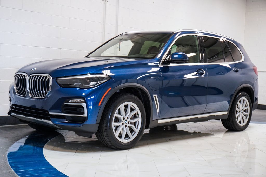 Used 2021 BMW X5 xDrive45e w/ Premium Package image 4