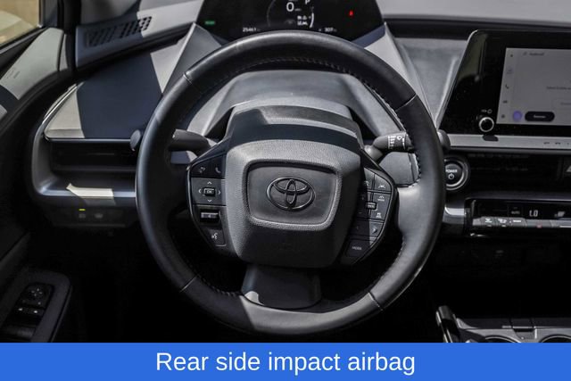 Certified 2025 Toyota Prius LE FWD image 32